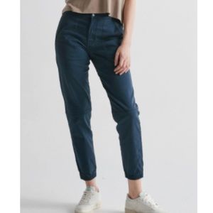 DUER Live Lite Highrise Jogger